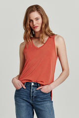 Ellis Vneck Curved Hem Tank Brick