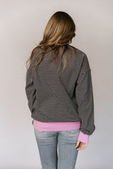 University Pullover First Kiss