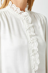 Eyelet Lace Collar Buttoned Blouse Ivory