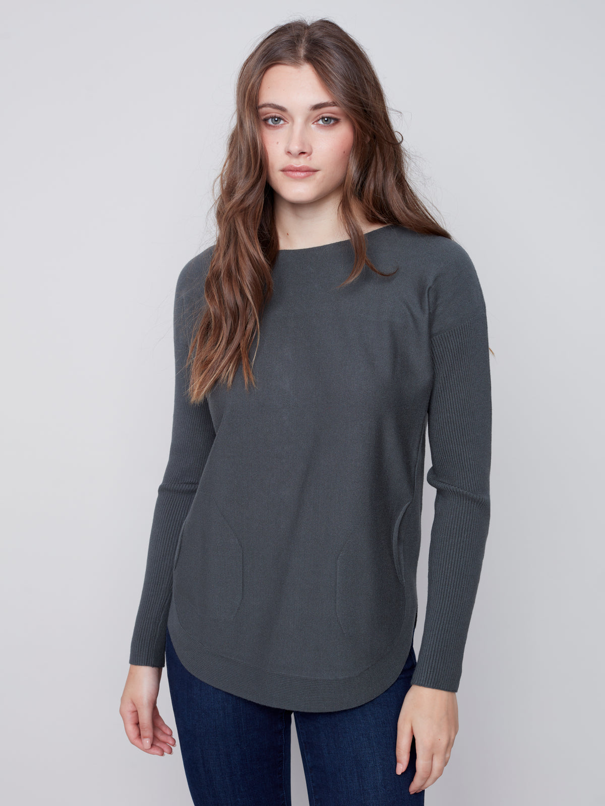 Rounded Hem Plushy Knit Back Detail Sweater Emerald