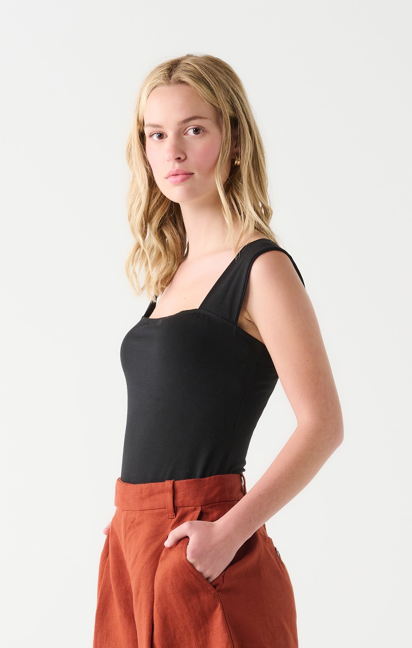 Wide Strap Square Neck Tank Black