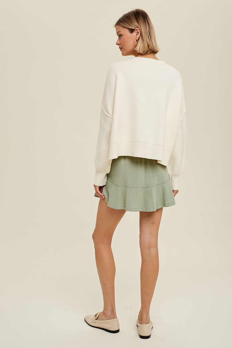 Relaxed Crop Side Slit Sweater Cream