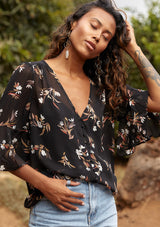 Sheer Floral Half Flutter Sleeve Buttons Blouse Black + Peach