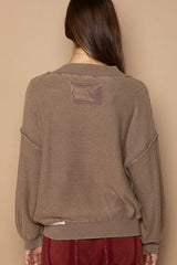 Contrast Stitch Detail Solid Vneck Sweater Mocha