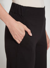 Leila Crop Relax Wide Leg Black
