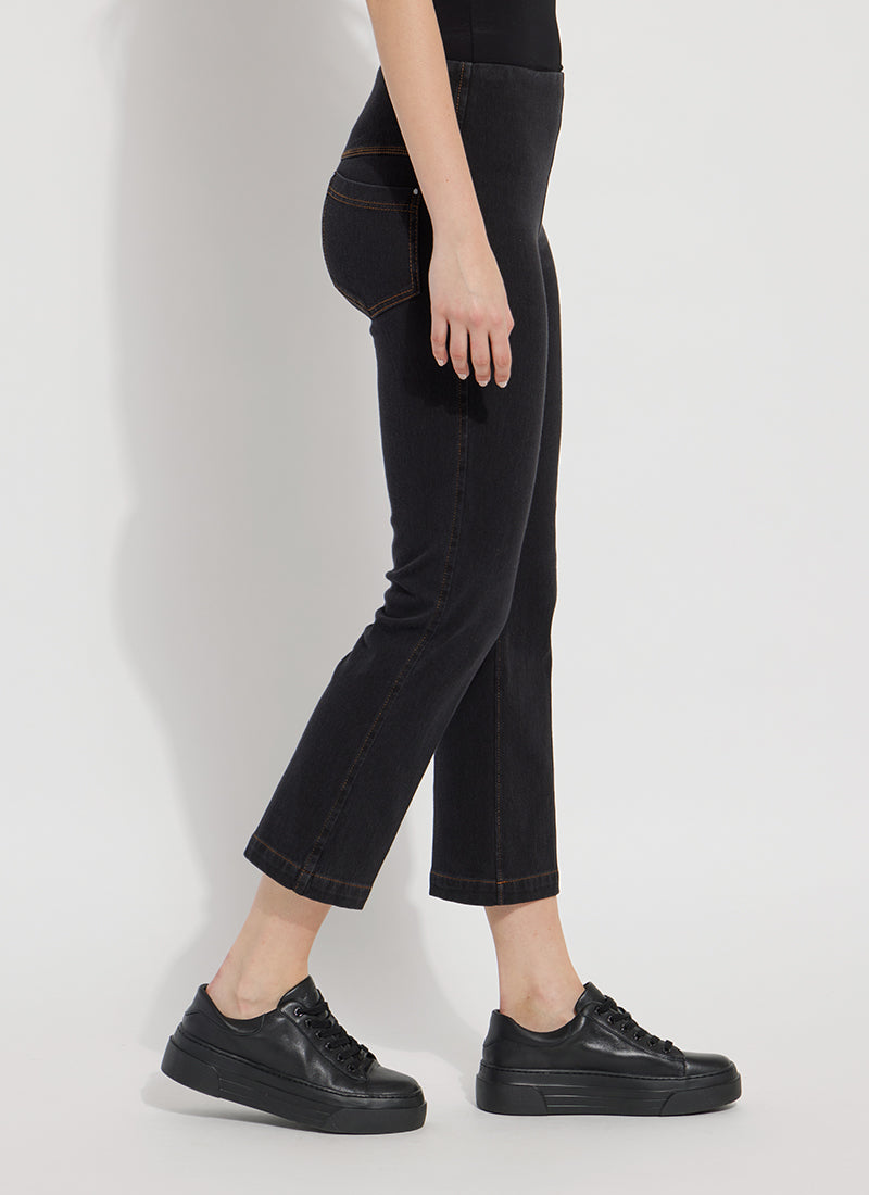 Ankle Baby Bootcut Jean Midtown Black