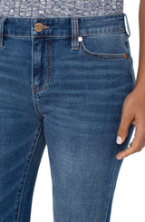 Lucy Bootcut Jeans Yuba