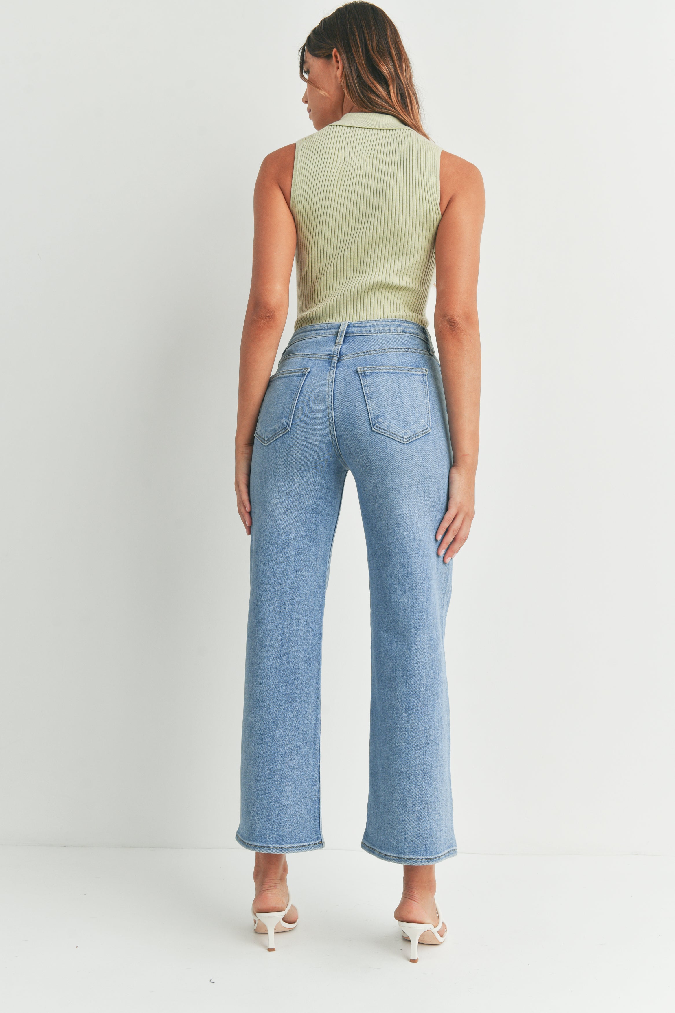 High Rise Wide Leg Jeans Medium