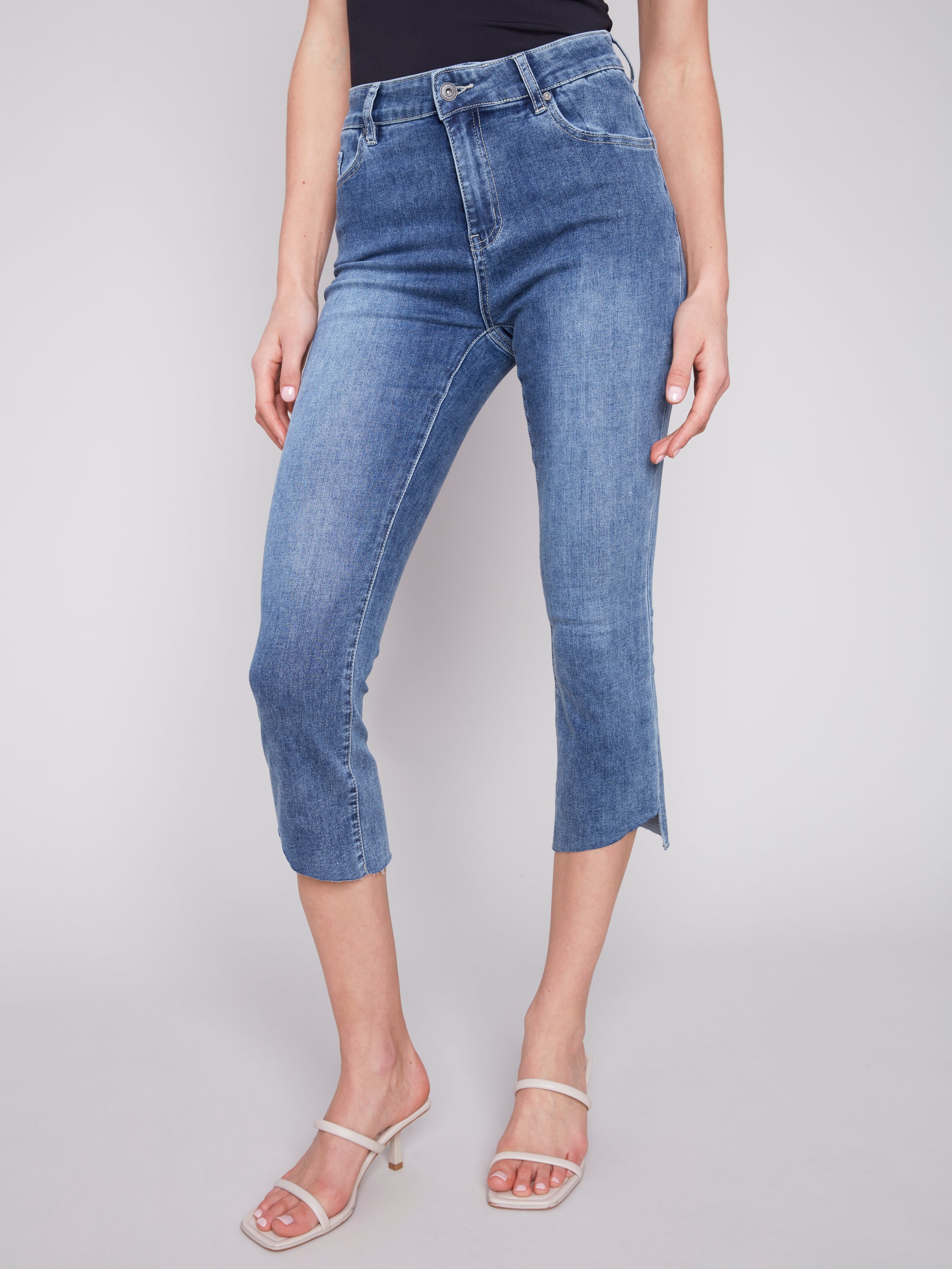 Curved Fray Hem 5 Pocket Stretch Jeans Medium Blue