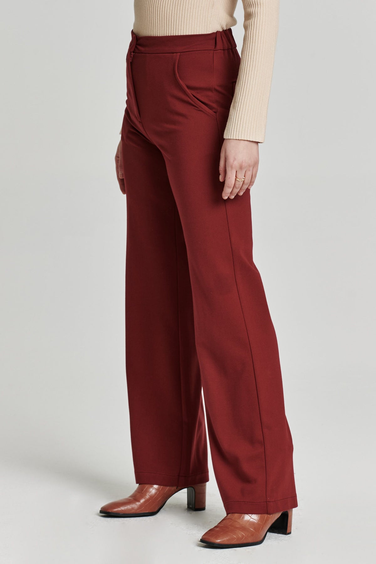 Bishop High Rise Wide Leg Pant Vino