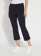 Amanda Bootcut Crop Pant True Navy